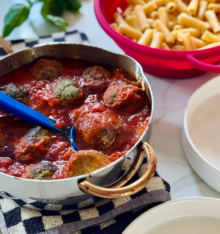 Hearty Meatballs & Tomato Sauce